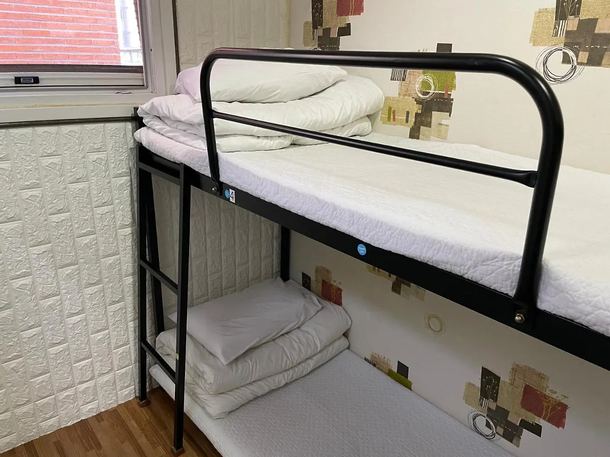 Chloe Hostel Seoul 0*,